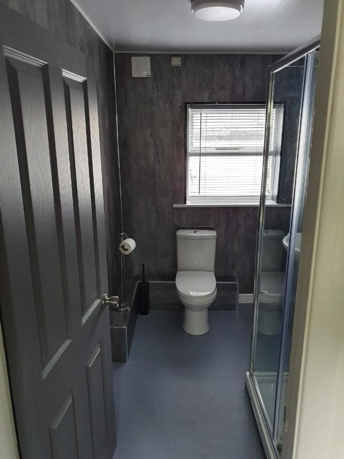 Red Lion Rooms - Self Check In Dalton in Furness Luaran gambar